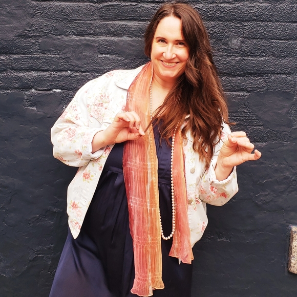 Meet the Posher💫Vintage, eclectic, bright pieces of clothing and accessories💫 - Picture 3 of 9